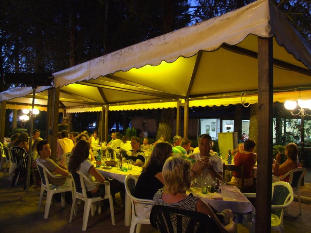 Camping Villaggio Italgest Сант'Арканджело Экстерьер фото